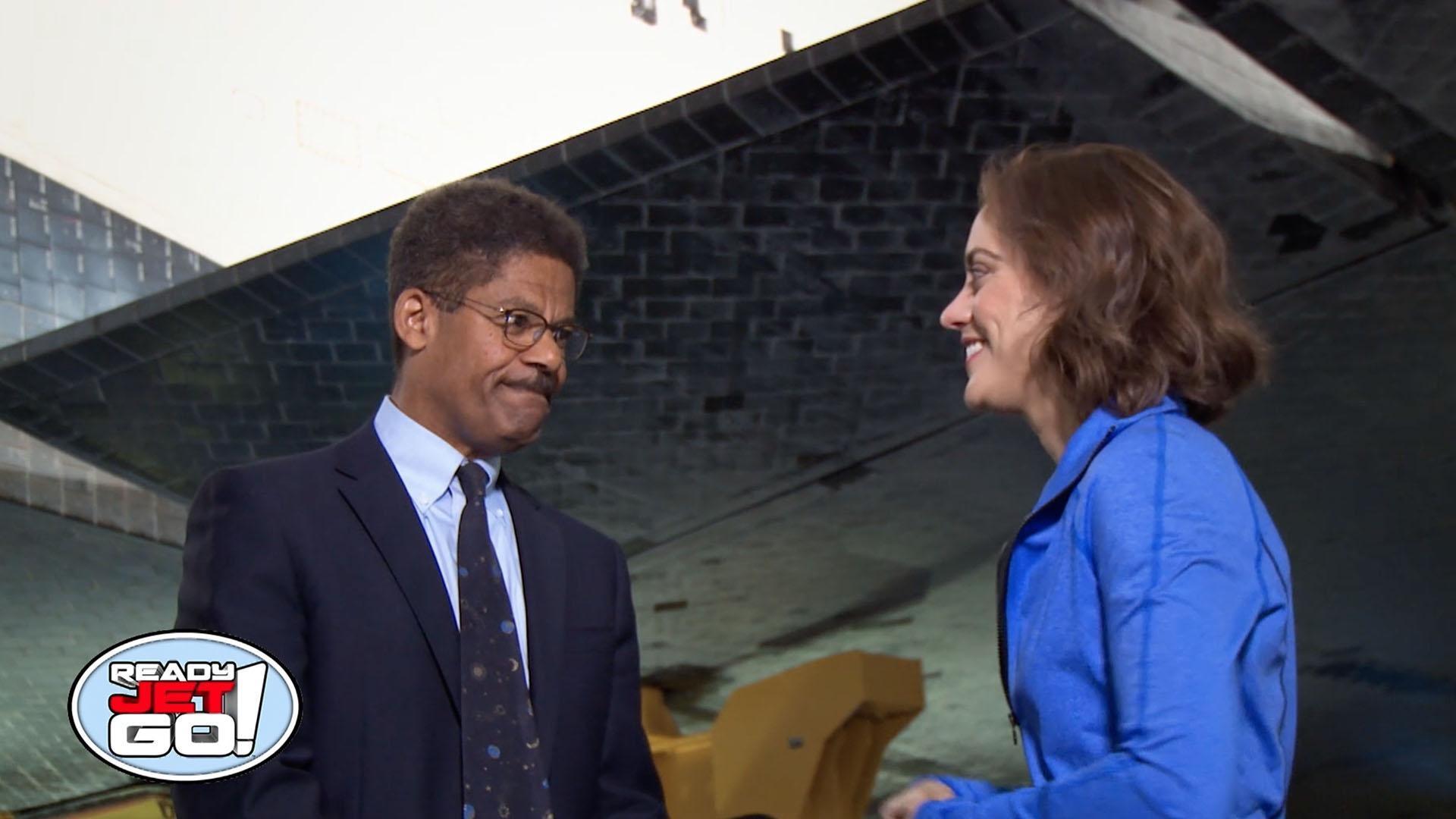 Dr. Ken Phillips tells us all about Endeavor and it's Payload Bay.