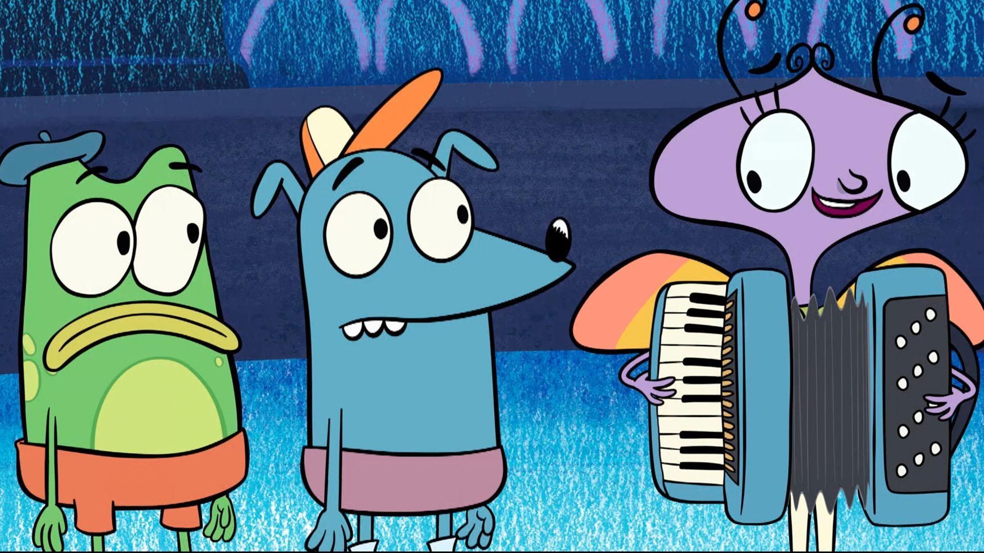 In Munich, Carmen volunteers to play the accordion. / Andy makes copies of his book.