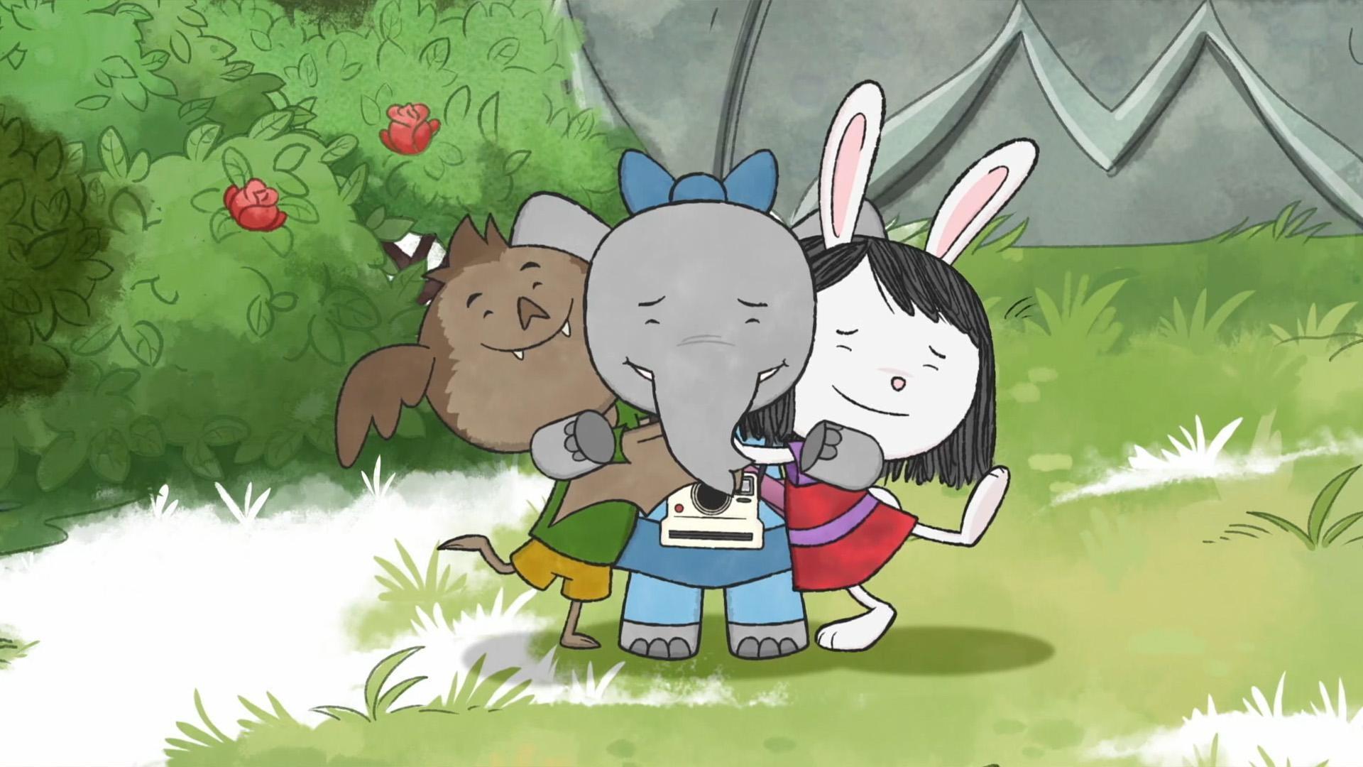 The kids learn the benefits of eating different foods. / Olive tries to take the perfect picture.