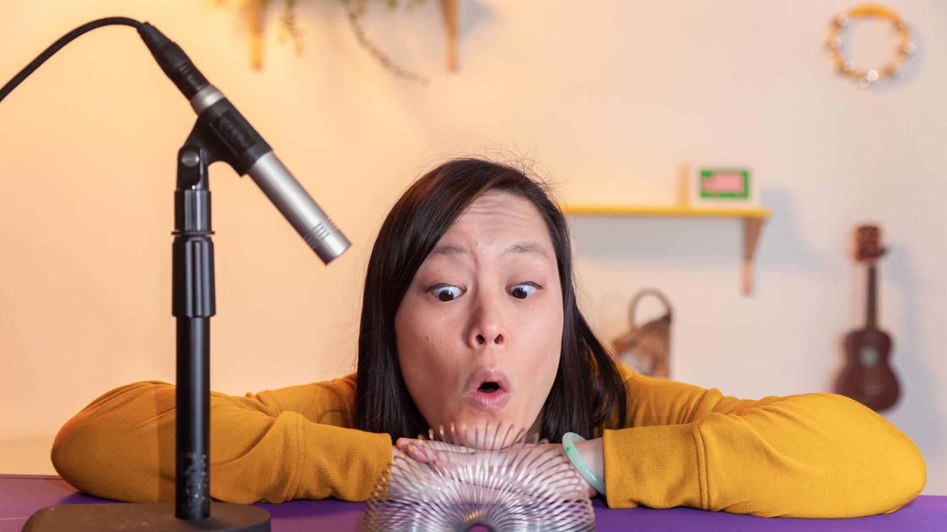 Join Katie and her guest, Alba, as they teach us how to make fun movie sound effects!